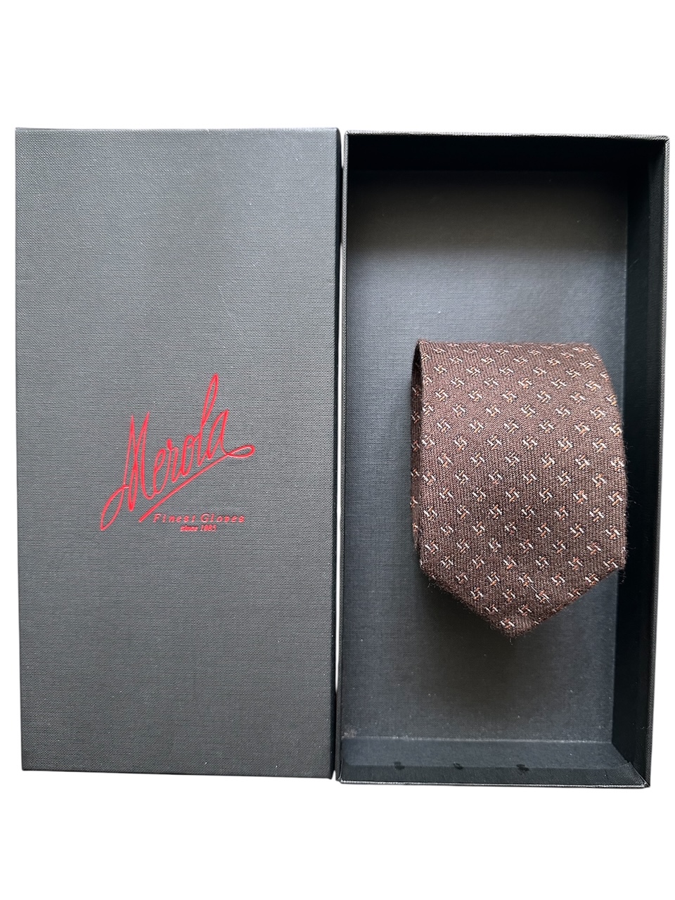 Exclusive archive Ties crafted from 100% pure cashmere hand made in Italy (cm 8,5 x cm 148)